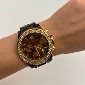 Michael Kors Madison MK-5557 Tortoiseshell Band Sparkle Bezel Women's Watch